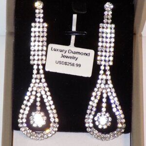 New $259 Luxury Diamond Jewelry Crystal CZ Earrings 925 Sterling Silver Posts